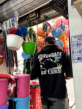 Snapshot of JuanZapata33 chatting on 11.11.25 JuanZapata33 online show from 11.11.25