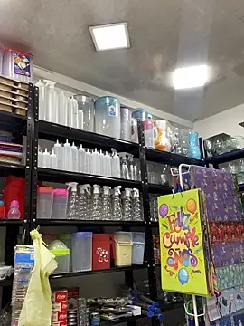 Snapshot of JuanZapata33 chatting on 11.23.25 JuanZapata33 online show from 11.23.25