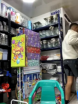 Snapshot of JuanZapata33 chatting on 12.03.25 JuanZapata33 online show from 12.03.25