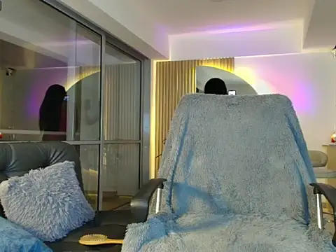 thesweetkhloe   online show from 10.21.25