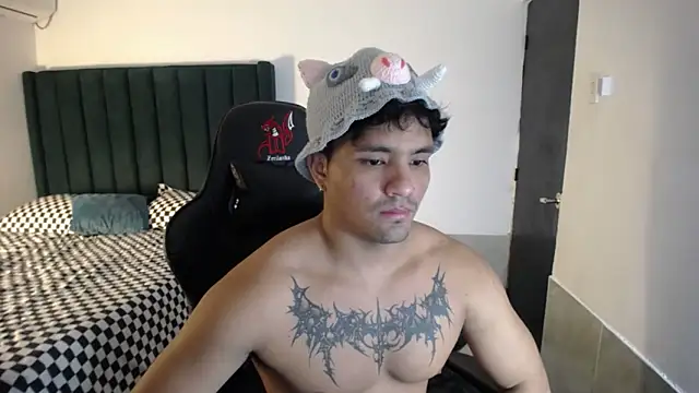 man dur07 online show from 10.31.25