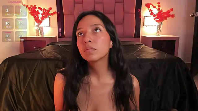 Snapshot of Valery_wang chatting on 12.02.24 Valery wang online show from 12.02.24