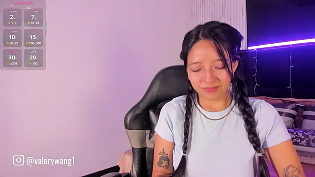 Snapshot of Valery_wang chatting on 09.23.25 Valery wang online show from 09.23.25