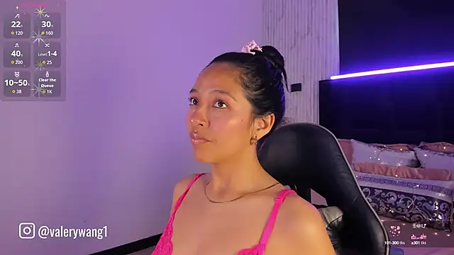 Snapshot of Valery_wang chatting on 10.06.25 Valery wang online show from 10.06.25