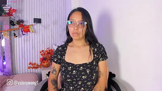 Snapshot of Valery_wang chatting on 10.12.25 Valery wang online show from 10.12.25