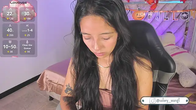 Snapshot of Valery_wang chatting on 10.29.25 Valery wang online show from 10.29.25