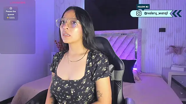 Snapshot of Valery_wang chatting on 11.19.25 Valery wang online show from 11.19.25