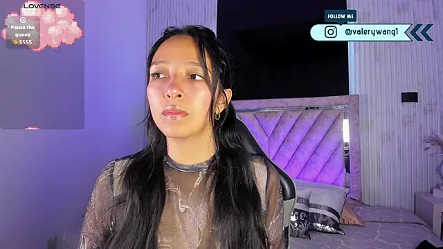 Snapshot of Valery_wang chatting on 12.03.25 Valery wang online show from 12.03.25