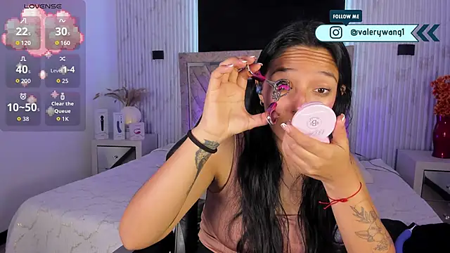 Snapshot of Valery_wang chatting on 12.15.25 Valery wang online show from 12.15.25