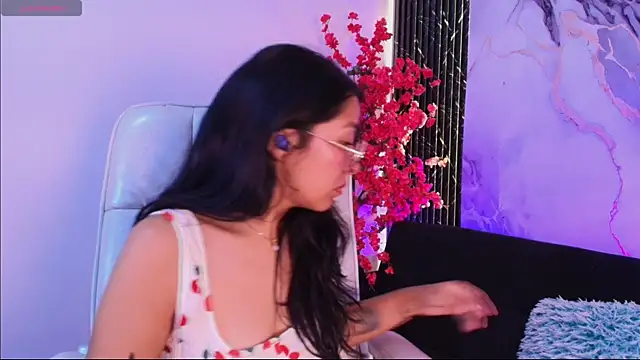 Snapshot of Valery_wang chatting on 04.07.26 Valery wang online show from 04.07.26