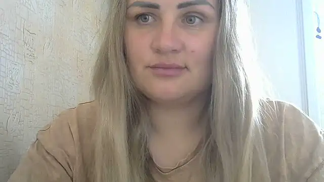 Snapshot of Honeydew-Waves chatting on 07.28.26 Honeydew-Waves online show from 07.28.26