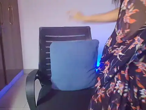 CUTE princess 143 online show from 07.21.26