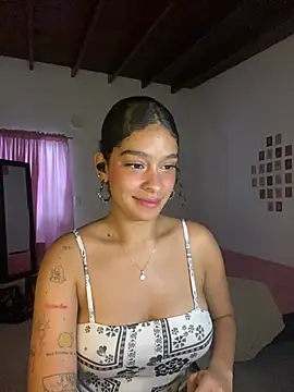 Snapshot of Arteatenea__ chatting on 02.01.25 Arteatenea online show from 02.01.25