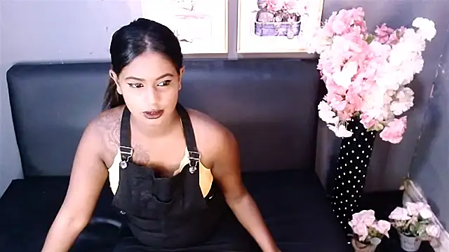 Littleindianmilf online show from 02.25.25