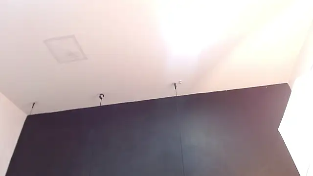 Snapshot of brendamaz chatting on 02.04.25 brendamaz online show from 02.04.25