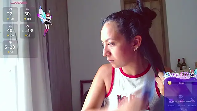 Snapshot of mariamulata chatting on 12.30.24 mariamulata online show from 12.30.24