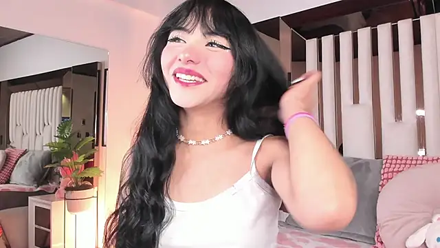 Snapshot of Kitty_Eliffe chatting on 11.11.25 Kitty Eliffe online show from 11.11.25