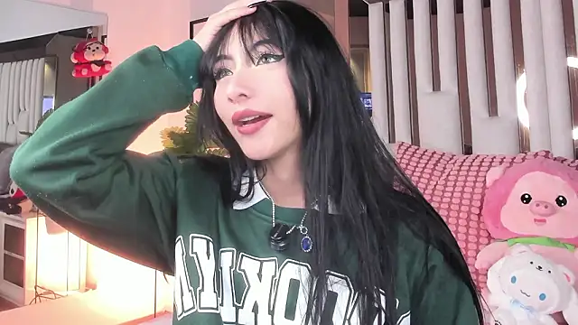 Snapshot of Kitty_Eliffe chatting on 02.04.26 Kitty Eliffe online show from 02.04.26