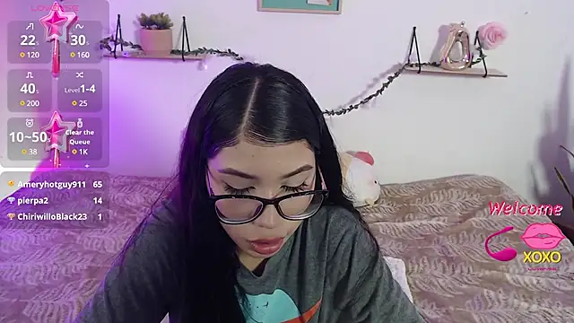 Snapshot of AmberJeong chatting on 01.14.25 AmberJeong online show from 01.14.25