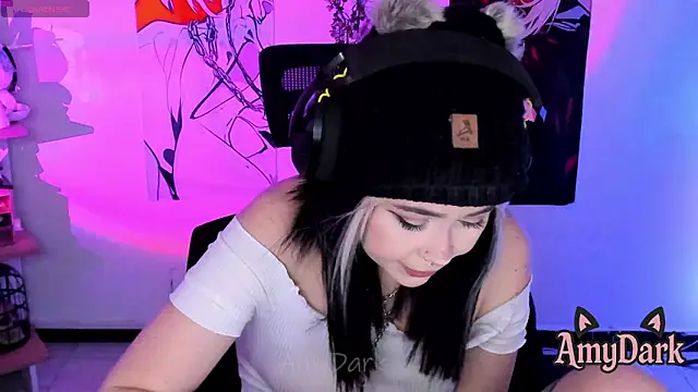  AmyDark online show from 04.28.26
