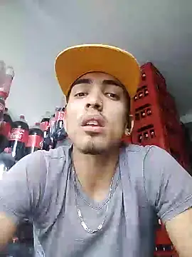 Snapshot of jeremy_scott chatting on 01.30.25 jeremy scott online show from 01.30.25