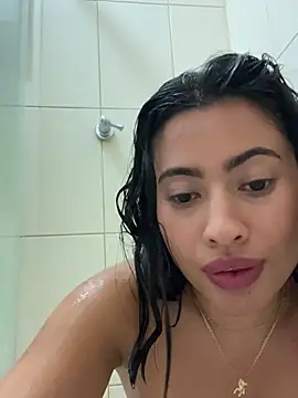 AlessaPears online show from 01.01.25