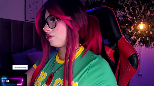 Snapshot of Kitty_Gang chatting on 10.27.25 Kitty Gang online show from 10.27.25