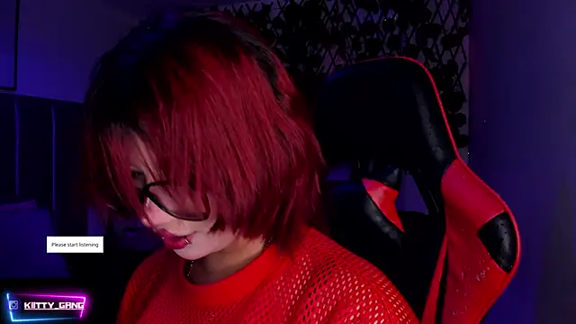 Snapshot of Kitty_Gang chatting on 12.03.25 Kitty Gang online show from 12.03.25