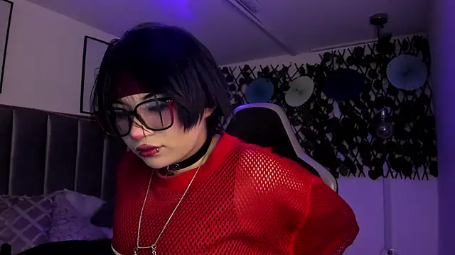 Kitty Gang online show from 04.24.26