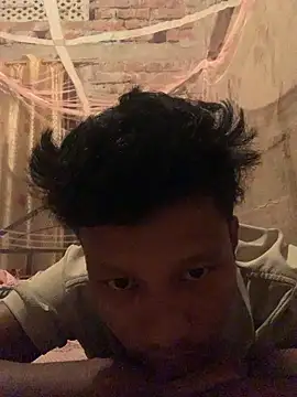 Snapshot of ShroveRising chatting on 10.11.25 ShroveRising online show from 10.11.25