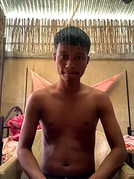 Snapshot of ShroveRising chatting on 11.21.25 ShroveRising online show from 11.21.25