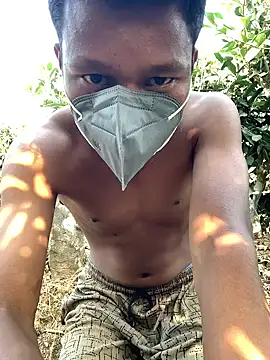 Snapshot of ShroveRising chatting on 02.16.26 ShroveRising online show from 02.16.26