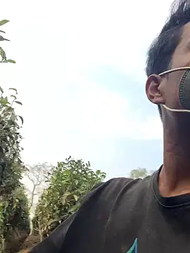 Snapshot of ShroveRising chatting on 02.26.26 ShroveRising online show from 02.26.26