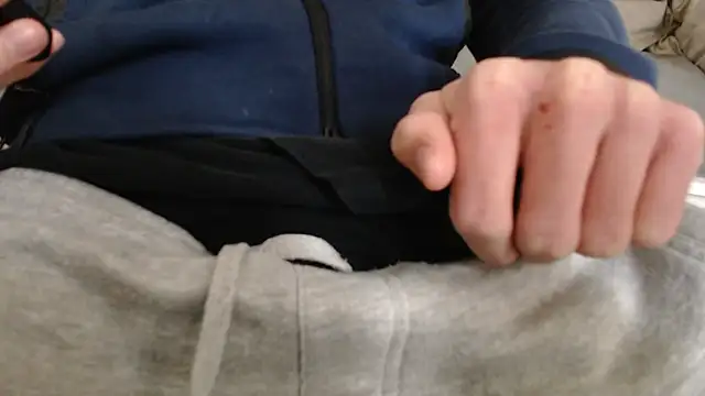 Snapshot of lxrxdxn chatting on 04.01.26 lxrxdxn online show from 04.01.26