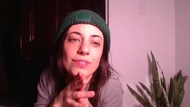 MaeDaybaby online show from 01.09.25