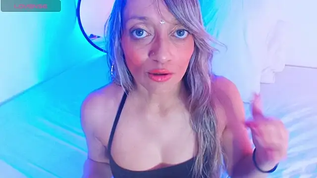 emma collson online show from 12.14.25