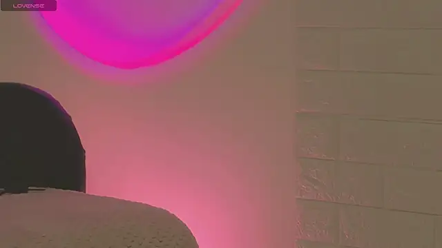 Ariel  Blossom online show from 03.12.25