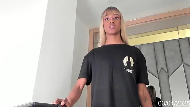 Doll Isaa online show from 01.03.25