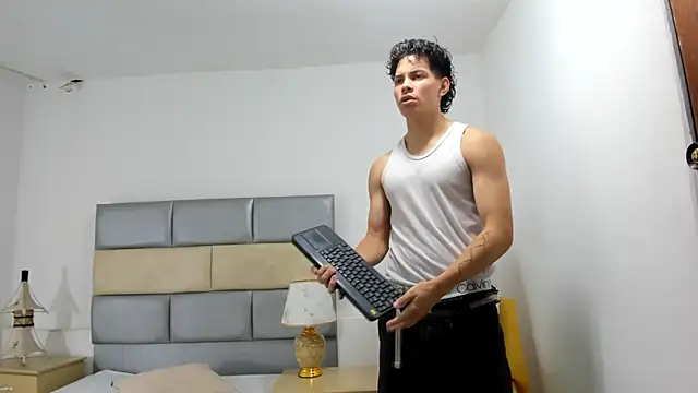 Snapshot of lax777_ chatting on 03.07.25 lax777 online show from 03.07.25