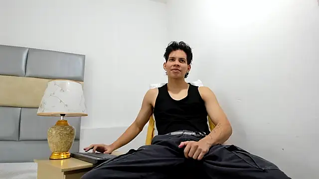 Snapshot of lax777_ chatting on 03.08.25 lax777 online show from 03.08.25