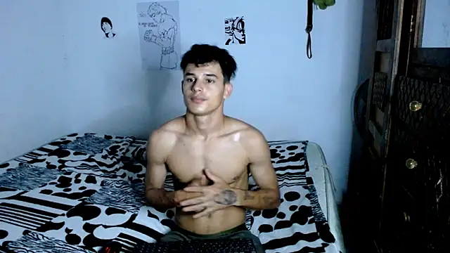 Snapshot of freddy_romas chatting on 03.20.25 freddy romas online show from 03.20.25