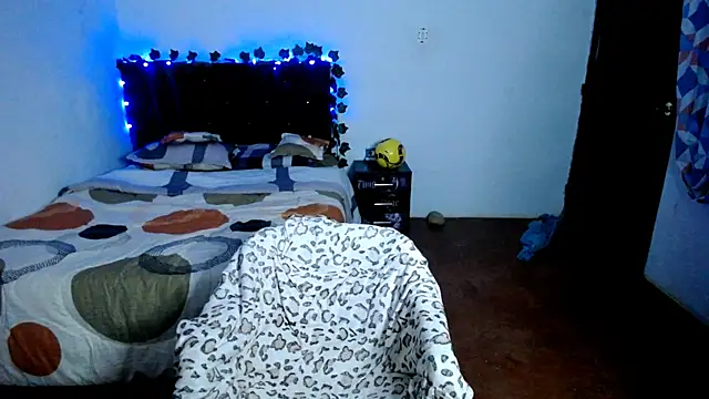 Snapshot of freddy_romas chatting on 09.22.25 freddy romas online show from 09.22.25