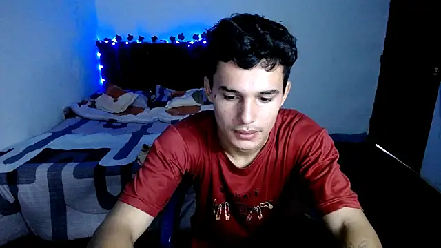 Snapshot of freddy_romas chatting on 09.24.25 freddy romas online show from 09.24.25