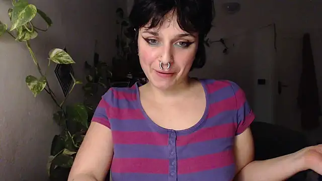 Snapshot of kinkyspirali chatting on 12.05.25 kinkyspirali online show from 12.05.25