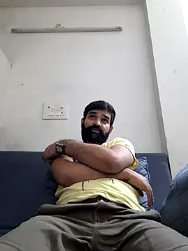 Snapshot of Fun_Guuy chatting on 12.09.24 Fun Guuy online show from 12.09.24