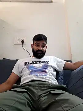 Snapshot of Fun_Guuy chatting on 01.10.25 Fun Guuy online show from 01.10.25