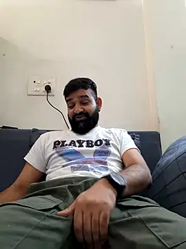 Snapshot of Fun_Guuy chatting on 01.10.25 Fun Guuy online show from 01.10.25