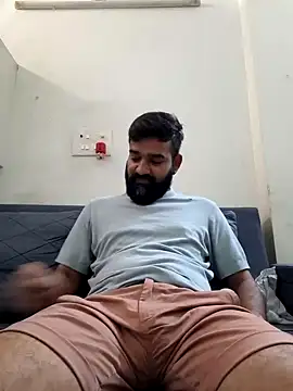 Snapshot of Fun_Guuy chatting on 02.01.25 Fun Guuy online show from 02.01.25