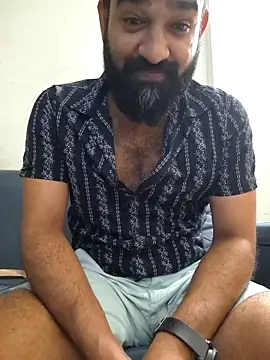 Snapshot of Fun_Guuy chatting on 02.04.25 Fun Guuy online show from 02.04.25