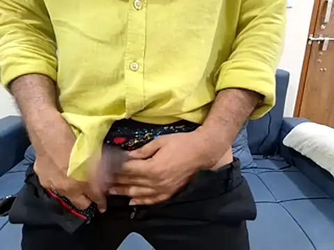 Snapshot of Fun_Guuy chatting on 10.27.25 Fun Guuy online show from 10.27.25